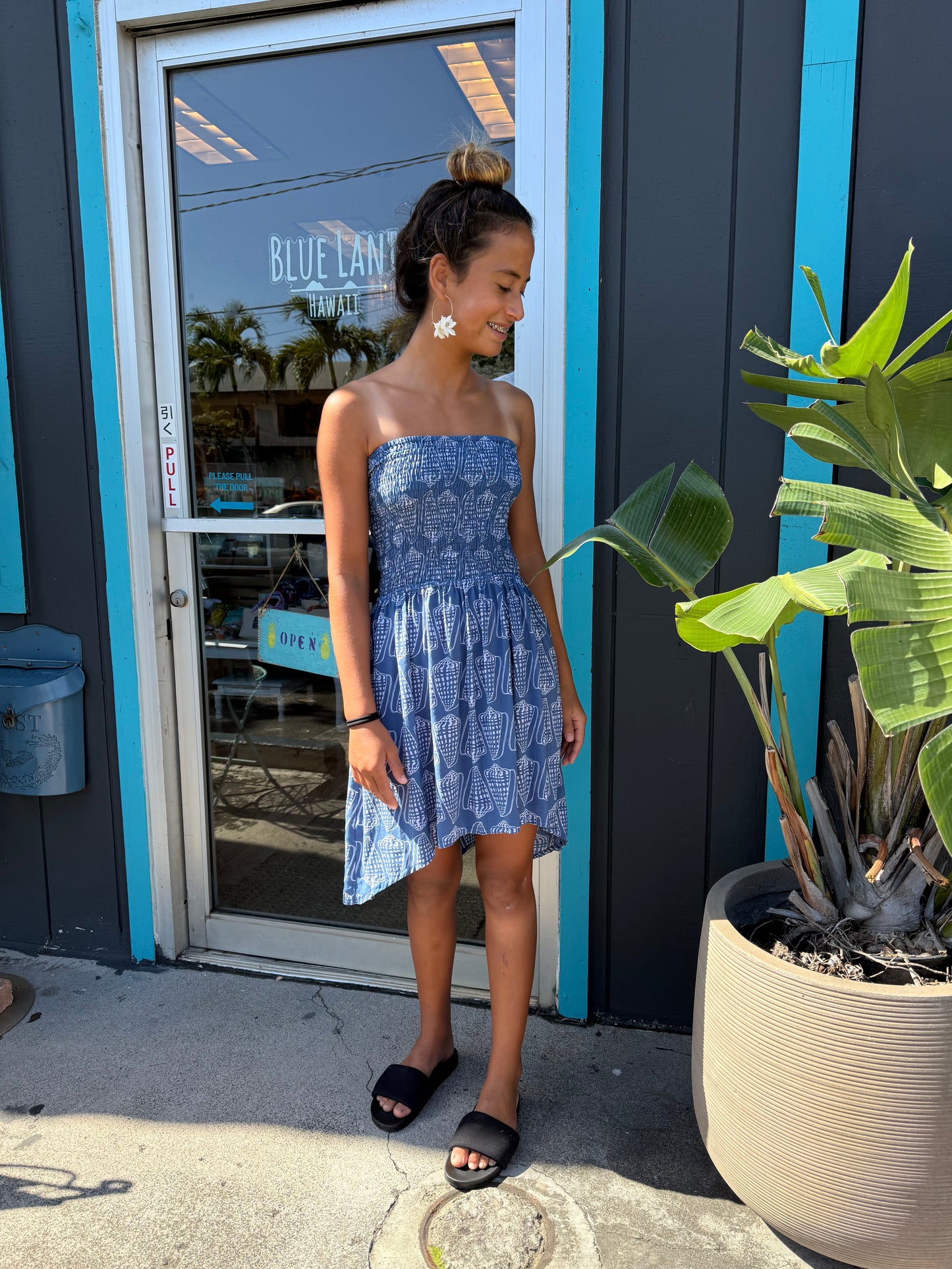 Cone shell print Kona mini dress