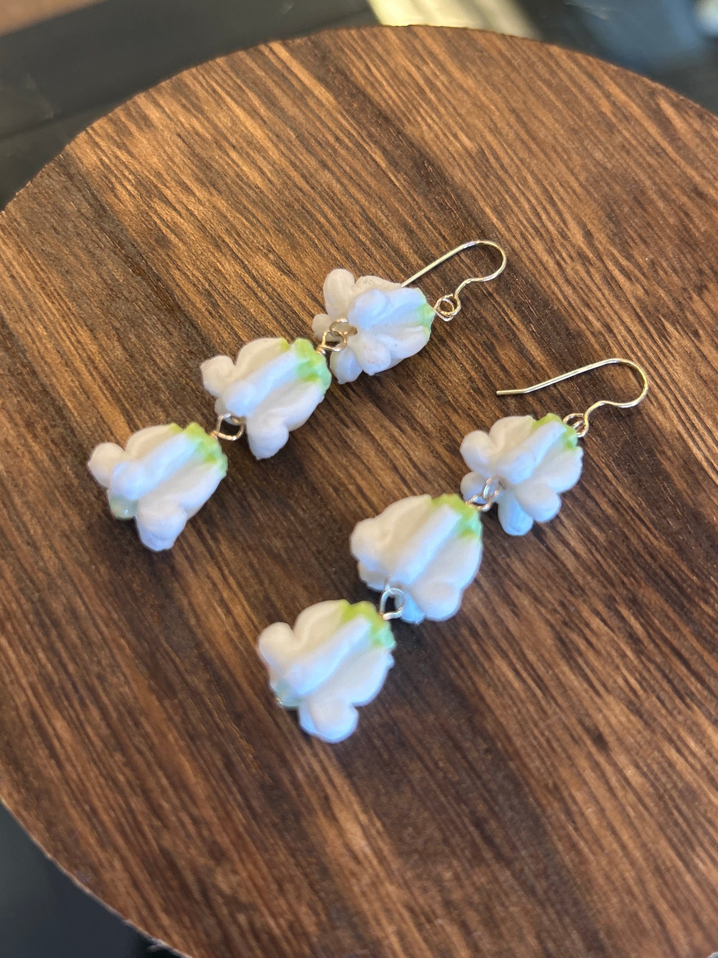 White Crown flower triple earrings